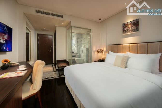 Chủ vay Bank 200 Tỷ- Khách sạn Mặt Phố Nhà Chung - 350m2 - MT 12m - 328 tỷ - DT 6 tỷ/tháng