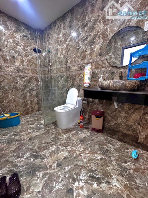 BÁN GẤP NHÀ 3 TẦNG ĐƯỜNG CHƠN TÂM 5 HOÀ MINH TT LIÊN CHIỂU DỌN VÀO Ở NGAY CHỈ NHỈNH 5 TỶ - 10