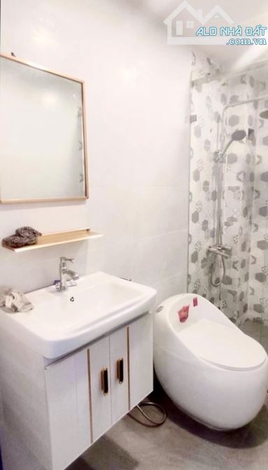 Chỉ 5.5 tỷ - HXH thông, nhà 4T Lũy Bán Bích Tân Phú - 4x11m. Gần Đầm Sen, ở ngay không sửa - 10