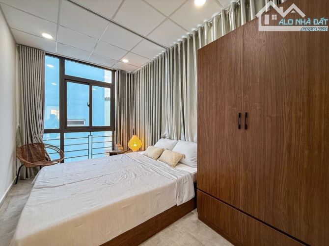 NHỈNH 5 TỶ, TẶNG FULL NỘI THẤT QUẬN 10 KẾ ĐH KINH TẾ - 32M2 4 TẦNG 4PN, SÂN THƯỢNG. - 10