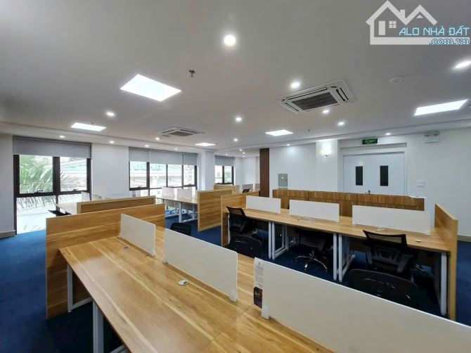 VĂN PHÒNG TRỌN GÓI 25M2- 50M2- 100m2 SÀN THƯƠNG MẠI CAO CẤP. Tòa 210 Lê Trọng Tấn - 10