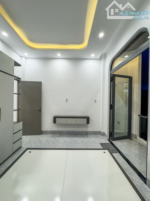 NHÀ TRỆT LẦU NGANG 4 DÀI 16 HẺM 311 NGUYÊN VĂN CỪ - CÓ PHÒNG NGỦ Ở TÂNG TRỆT - 10