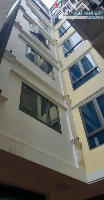 Bán nhà Cầu Giấy 7 tầng thang máy-dòng tiền-nhà siêu đẹp như mới dt 46/50m 7T mt 4,5m - 10