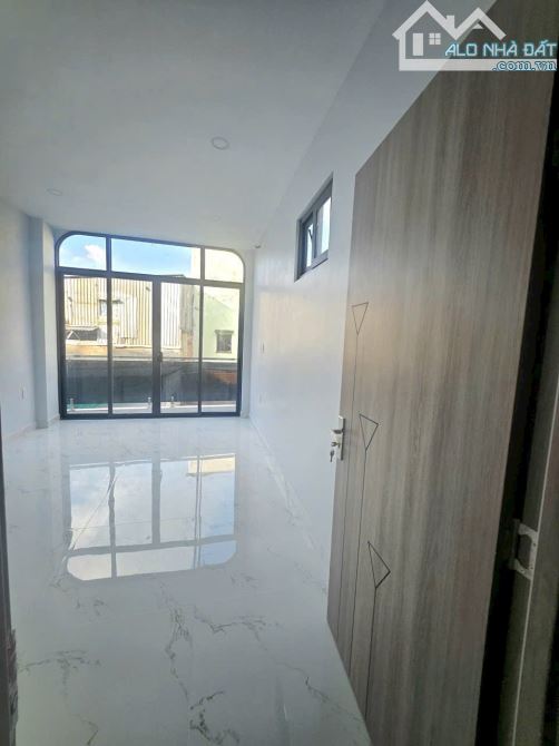 CÁCH MẶT 💵 30m - NHÀ 3 TẦNG TẠI HOÀNG DIỆU Q4 - KHU DC HIỆN HỮU KHÔNG QH - 6Tỷ5 - 10