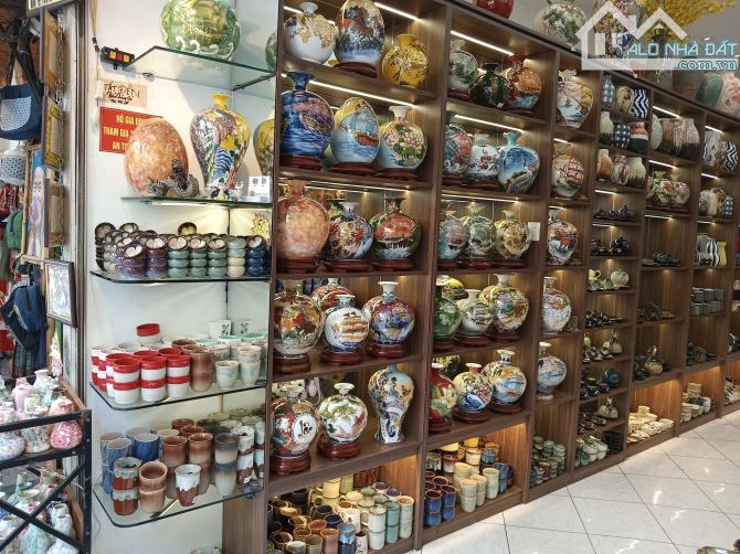 Lãi ngay 938 tỷ- Bán nhà mặt phố Hàng Bông- 200m ra Hồ Gươm - 460m2- MT 15.2m - Giá 275 tỷ