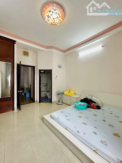 4TẦNG - 80M2 KHU VIP HXT D2 - 🚗NGỦ NHÀ - NHỈNH 17 T.Ỷ - 11