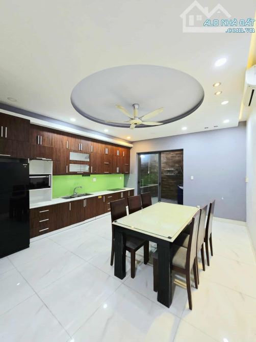 BÁN NHÀ PHỐ 105M2,4 TẦNG HOÀN CÔNG ĐỦ ,FULL NỘI THẤT, Ô TÔ VÀO NHÀ ,CÁT LÁI THỦ ĐỨC - 11