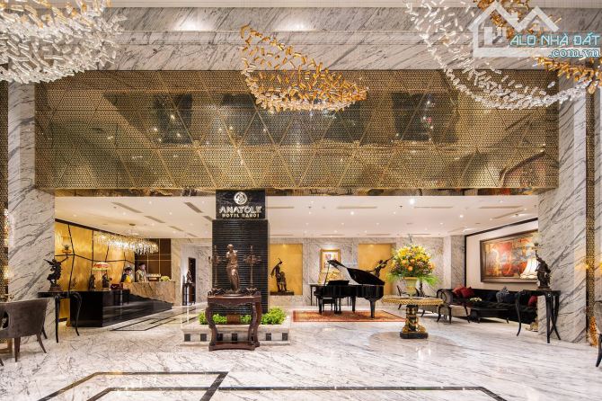 Chủ vay Bank 200 Tỷ- Khách sạn Mặt Phố Nhà Chung - 350m2 - MT 12m - 328 tỷ - DT 6 tỷ/tháng