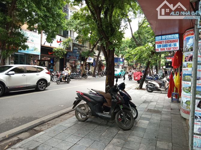 Nhà mặt phố Hàng Bông - 200m ra Bờ Hồ - 497m2 -  MT 15,5m - 396 tỷ - Đầu tư Lãi Ngay - 1