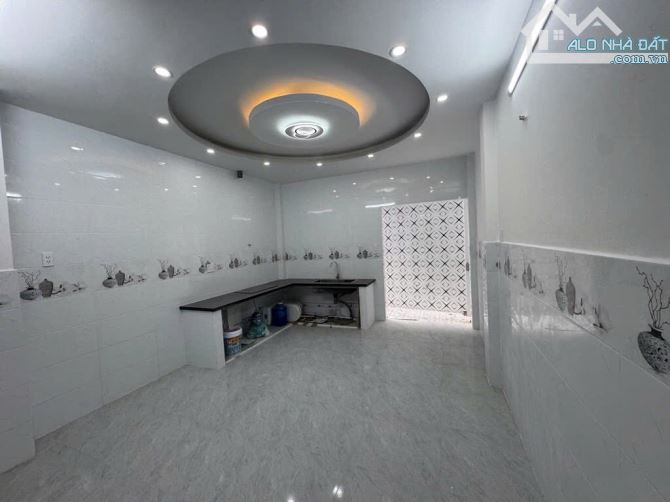 * Tân Phú. Trần thủ độ. 3 tầng, 60,2 m2. 4 x15, nở hậu, 6.x tỏi. - 1