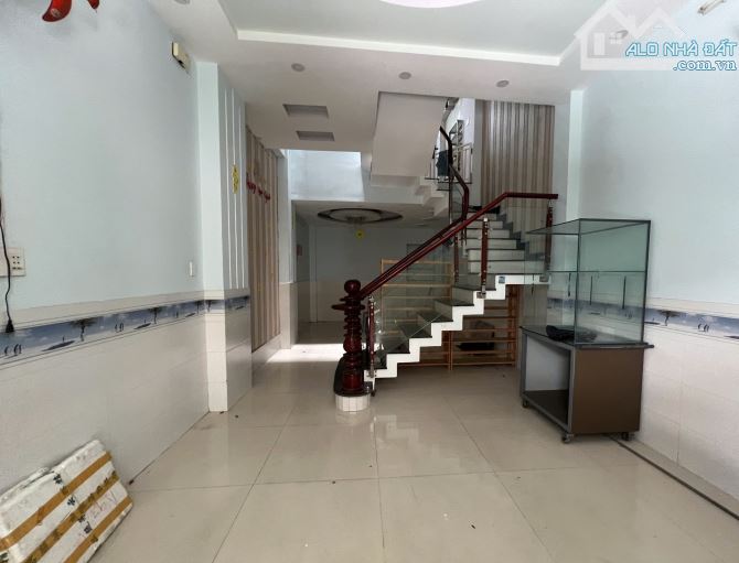 Cho thuê nhà hxh 6m phú thọ hòa, quận tân phú, dt 4 x 13m, nhà 3 lầu, 4pn 4wc - 1