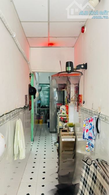 Bán nhà hẻm xe hơi đường Bình Trị Đông, 52 m2, giá 78tr/m2 - 1