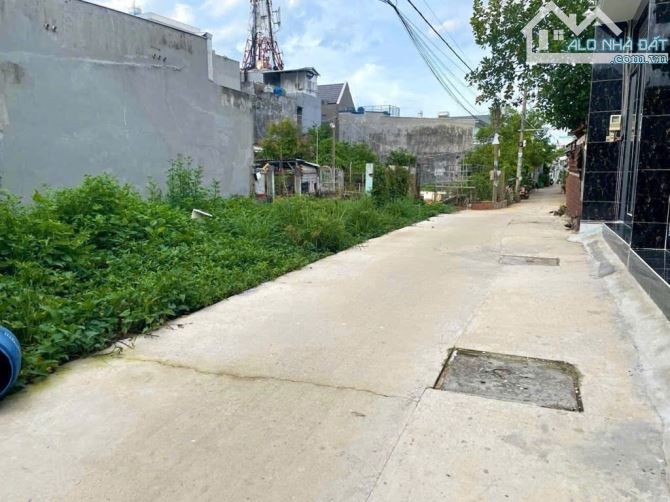 Tìm chủ mới Phù Hợp DT 21 X 5 (106m), Bán đất Bùi Công Trừng ngay chợ đường Giá 3ty25 - 1