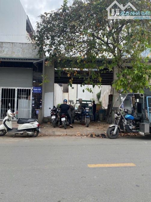 ĐẤT LỚN MẶT TIỀN HUỲNH THỊ HAI 241M2 -NGUYỄN ẢNH THỦ- TÂN CHÁNH HIỆP-ĐƯỜNG RỘNG 15M - 1