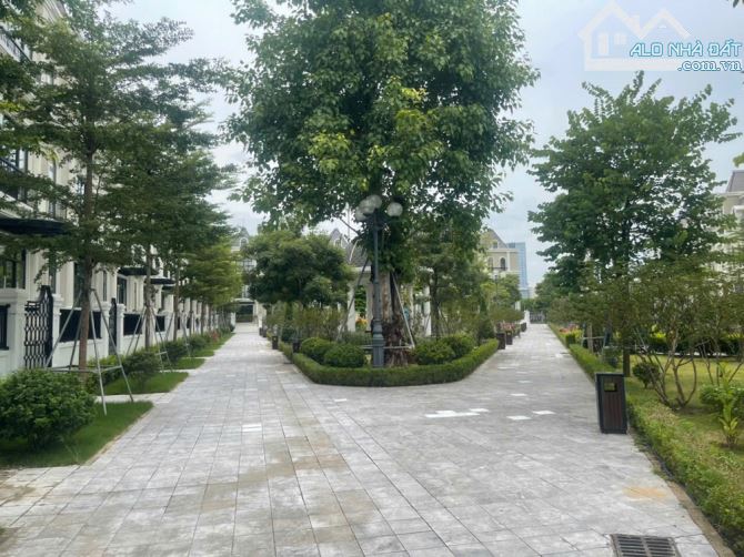 BÁN BT ĐƠN LẬP KITA CIPUTRA, TÂY HỒ, 320M2, 4TẦNG, 4 MẶT THOÁNG, 2 MẶT TIỀN VIE CÔNG VIÊN - 1