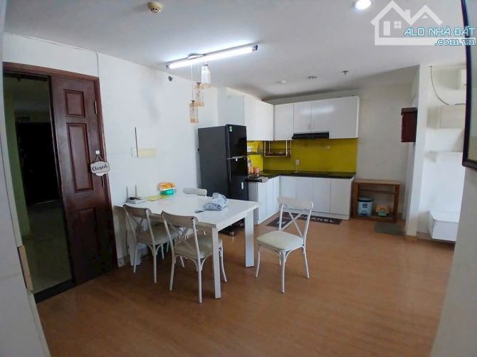 Bàu cát, Hồng lạc, Tân BÌnh: 80m2, 2p ngủ,2wc, Căn góc,11tr/th - 1