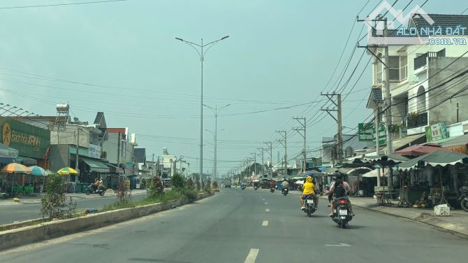 chính chủ bán đất sổ hồng thổ cư đường hương lộ 2 ngang 20mét đường nhựa lớn 700tr/400m2 - 1