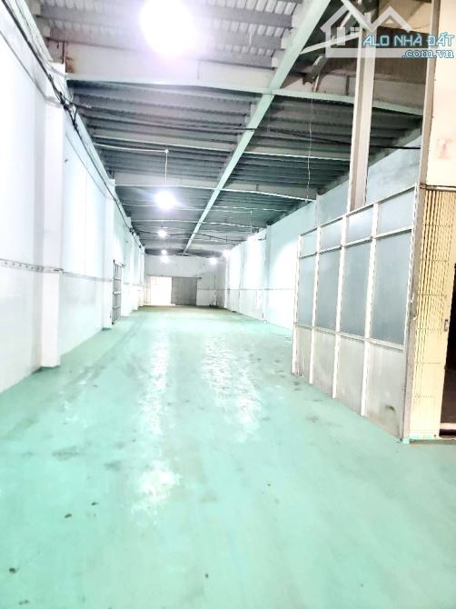 BÁN NHANH - KHO XƯỞNG MẶT TIỀN TRẦN VĂN GIÀU - DT 250M - FULL THỔ CƯ - 2 TẦNG - CÓ 4PN - S - 1