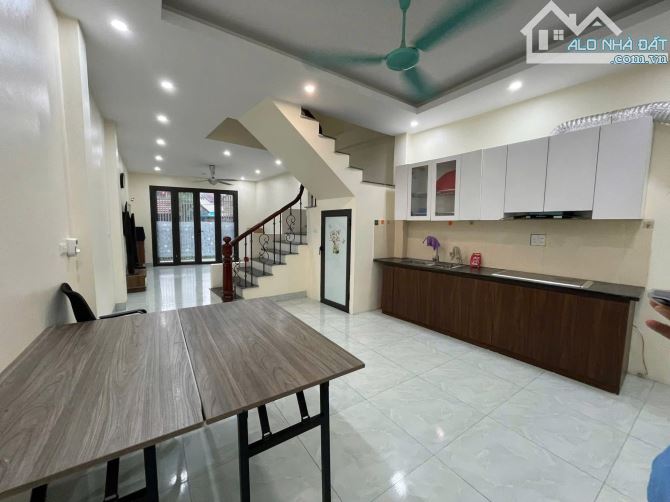 Tri ân cho anh chị căn nhà 4,5 tầng tại Kim Hoàng Vân Canh full nội thất oto cách nhà 20m - 1