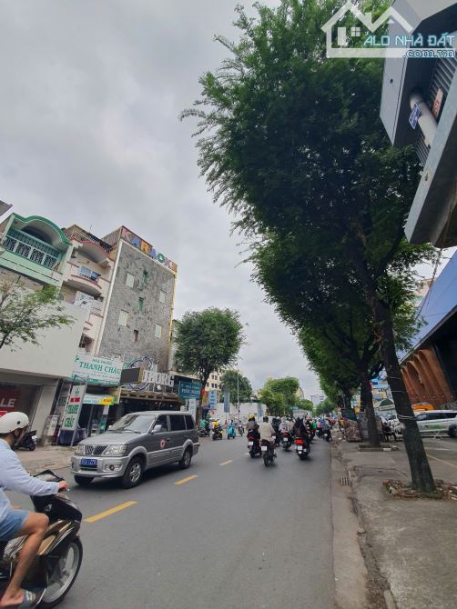 Bán nhà 3MT HXH gần Sư Vạn Hạnh, ngang 6m dài 17m, nở hậu 6,3. Xe hơi ngủ nhà. 16,8 tỷ - 1