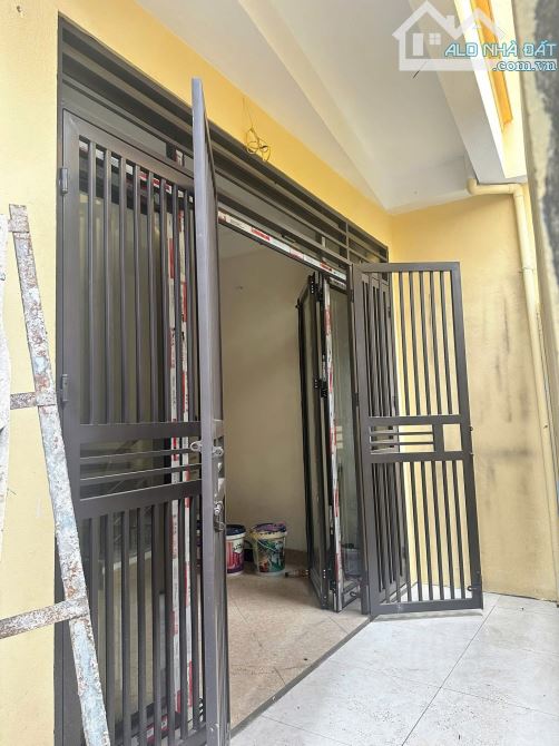 Hót- kiếm đâu ra căn thứ 2 - Cầu Tự Khoát - Thanh Trì 35m 3 tầng chỉ hơn 3 tỉ - 1