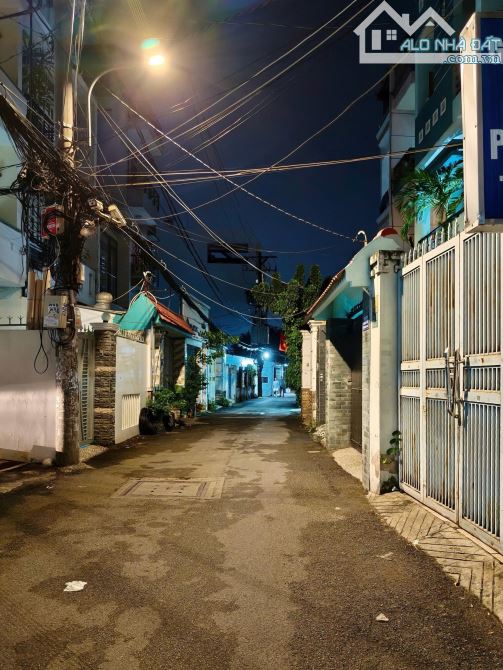 Bán Nhà Quang Trung 100m² 3 tầng Doanh thu 30tr/tháng - không lỗi - 1