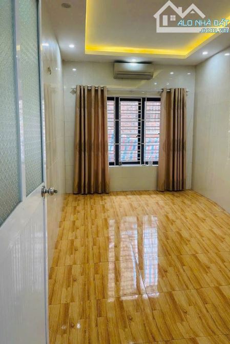 Bán nhà 2,5 tầng về ở luôn ngõ 169 Trần Nguyên Hãn - 1