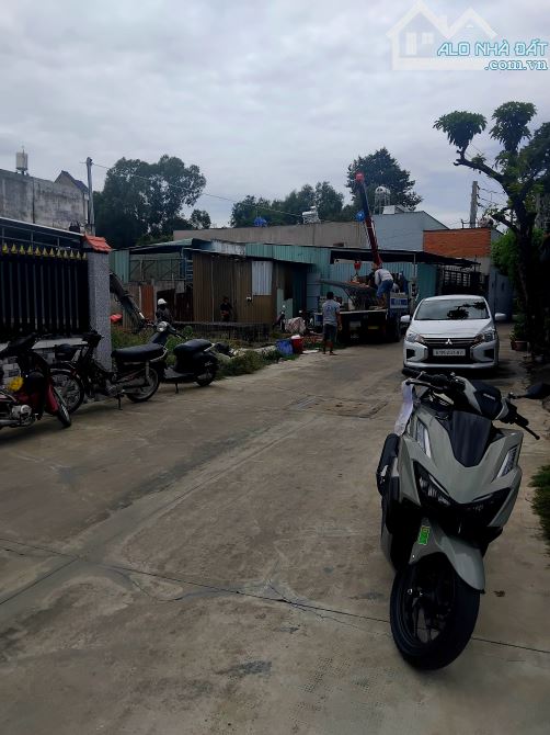 BÁN LÔ ĐẤT 94M² [5X19]-GẦN MẶT TIỀN TRẦN THỊ BỐC,HÓC MÔN-ĐƯỜNG RỘNG 8M-GIÁ CHỈ 3.4 TỶ. - 1