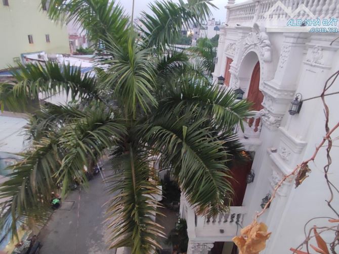 NHÀ ĐẸP 4TẦNG 5PN ĐẸP SANG TRỌNG - SỔ VUÔNG - HẺM XE TẢI TRÁNH NGAY TÂN QUÝ TP - 1