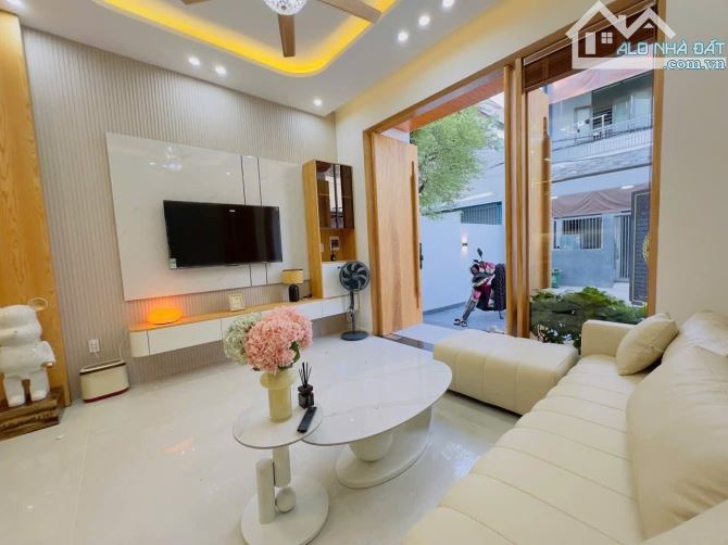 🏡 KIỆT TÁC 2 TẦNG TÔN ĐỨC THẮNG - 79M² - 4,96 TỶ  🚗 Nhà 2 tầng, 2 mê, kiệt 5m ô tô đỗ ng - 1