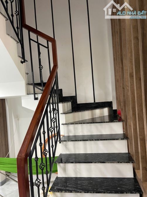 📍 Diện tích: 60m² – Kiệt ô tô vào tận nhà 🏡 Nhà mới 3 tầng thiết kế hiện đại – CÔNG NĂNG - 1