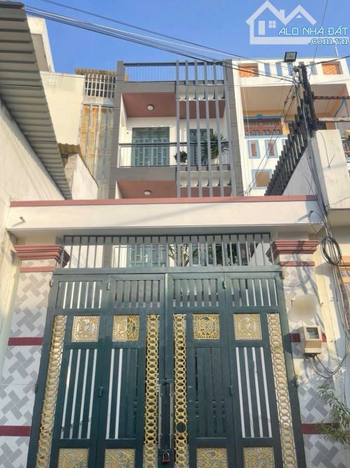 Nhỉnh 5 Tỷ, Nhà dài 32m có mảnh vườn nhỏ trồng rau nuôi gà,HXH 1/ Nguyễn Thị Búp,3 TẦNG - 1
