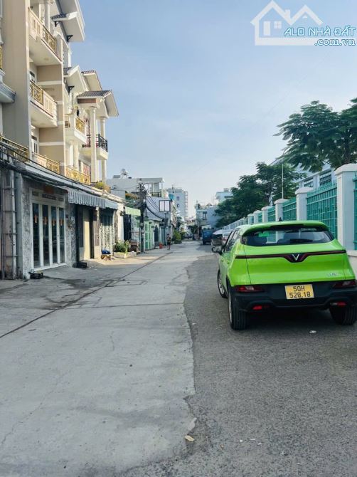 BÁN NHÀ ĐƯỜNG TỈNH LỘ 10,NGAY TRƯỜNG HỌC BTĐB (4 x 17 x 4 Tầng) 6.9 TỶ TL - 1