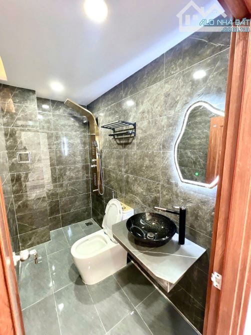 🏠 NHÀ 3 TẦNG MỚI ĐẸP PHONG CÁCH HIỆN ĐẠI SANG TRỌNG ĐƯỜNG Huỳnh Tấn Phát P. Phú thuận Q7 - 1