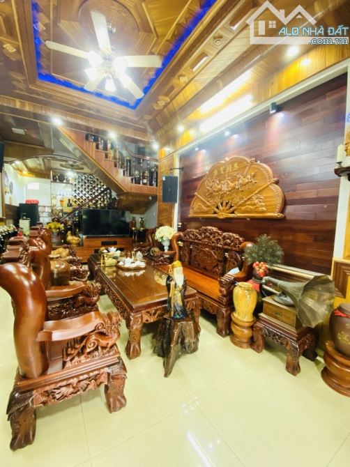 🏡NHÀ 5 TẦNG FULL NỘI THẤT GỖ XỊN-HXH SÁT MT LÊ VĂN KHƯƠNG QUẬN 12 GIÁ RẺ💰  ✅Diện tích ng - 1