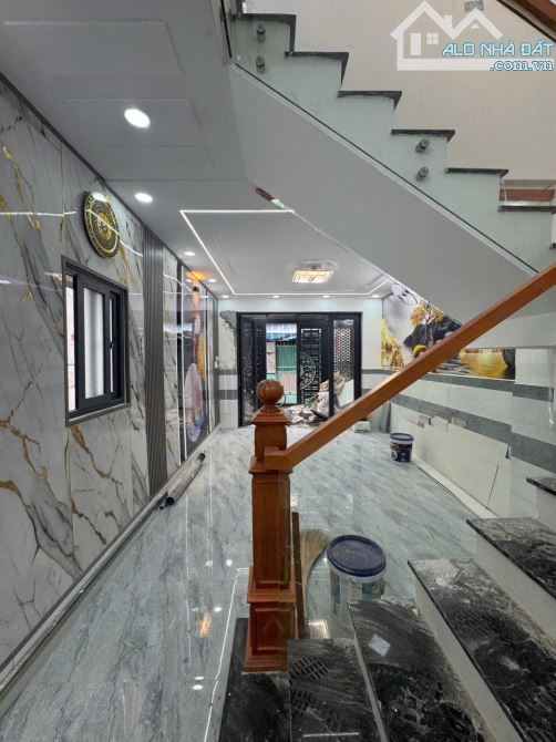 BÁN NHÀ MỚI ĐẸP HẺM TCH 21 - QUẬN 12 - GIÁ 3ty350 - 1