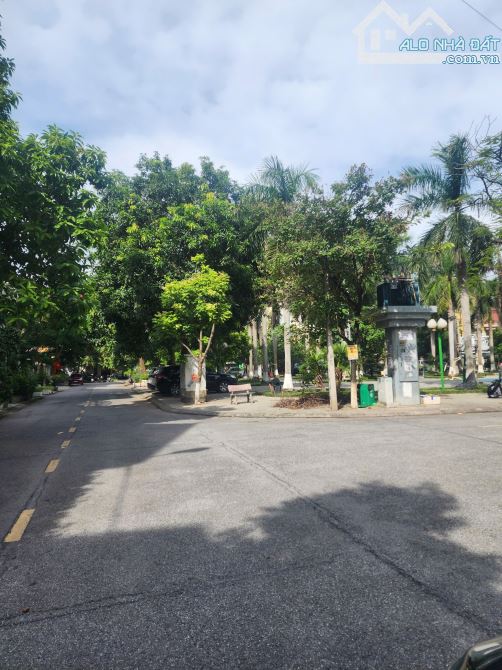 BÁN LÔ GIÃN DÂN KHU 10 ĐẠI PHÚC NGAY NGÃ 6 BẮC NINH. DT 76,5M2 MT 4,5M GIÁ 12,5 TỶ - 1