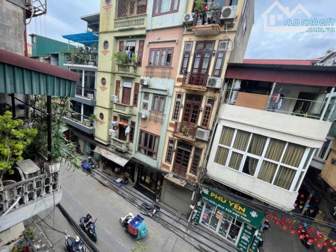 Mặt phố Bạch Đằng quận Hoàn Kiếm, phường Hồng Hà mới 81m2, 3 tầng, mt 5.5m, 18 tỷ - 1