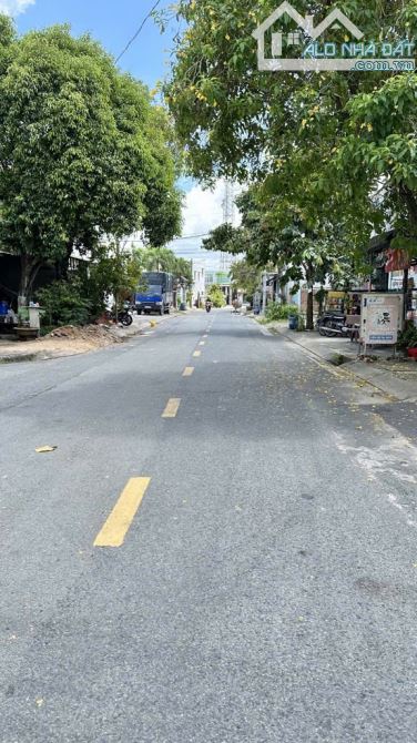 Bà Điểm(XTT-HM) bán lô đất 5x42 phù hợp ở, KDSX đường 8m thông gần Phan Văn Hớn giá 7,2tỷ. - 1