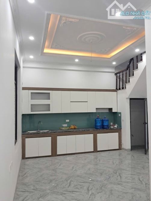Hiếm Hót Bán nhà Đông Mỹ Thanh Trì 55m -4 tầng dân xây chỉ nhỉnh 5 tỉ sở hữu ngay - 1