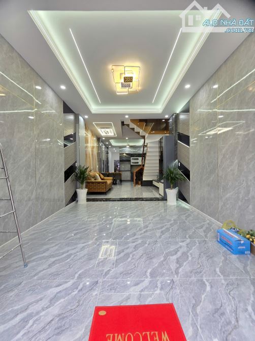 Bán nhà full nội thất, gần chợ Phú Phong,KDC p.Bình Chuẩn, Tp.Thuận An chỉ 4,1 tỷ TL M6819 - 1