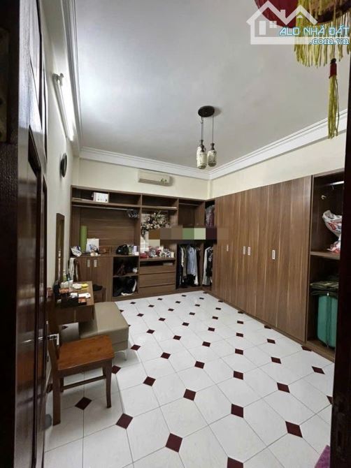 Cho thuê nhà ngõ 191 Minh Khai, Hai Bà Trưng, 55m2*5 tầng gara 18 triệu - 1