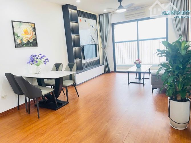 BÁN CHCC TAM TRINH - YÊN SỞ🌟CĂN GÓC - FULL NỘI THẤT - DTSD 67M - 2PN - VIEW PHỐ - 1