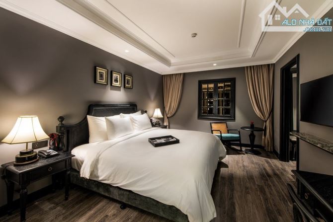 Chủ Vay Bank 200 Tỷ - Khách Sạn Lò Sũ - 350m2 - 90 phòng - 342 Tỷ - Dòng tiền 6,6 tỷ/th - 13