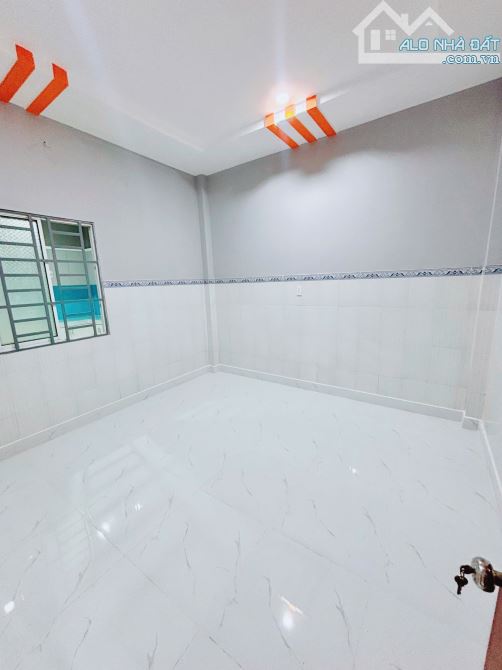 Nhà Ngộp 1 Lầu 5 x 20m Ngay Vòng Xoay Tân Kim 4PN 2WC Sổ Hồng Riêng Hỗ Trợ Bank - 13