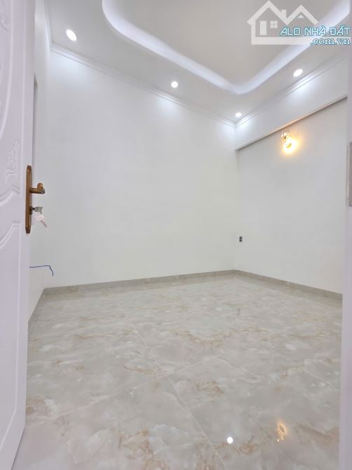 Bán nhà Tân Cổ Điển, full nội thất p.An Phú, Tp.Thuận An chỉ 5,8 tỷ TL M6402 - 18