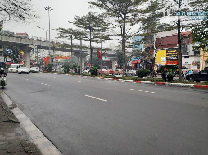 Bán Nhà mặt Phố Trần Thái Tông - 404m2 x Mặt tiền 18.1m - Giá Siêu đầu tư 222 Tỷ - 2