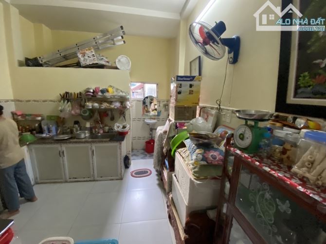 CHỈ 2,5 TỶ, NHÀ  ĐẸP  1 TRỆT 1 LẦU LINH ĐÔNG BTCT, 33M2 (4❌8M), 2PN,2WC - 2