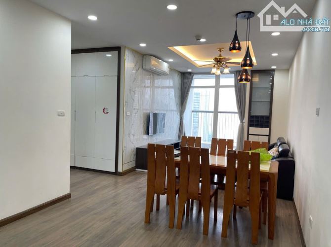 Cần bán căn hộ B6 Nam Trung Yên 2PN, 2WC DT: 65m2 đủ nội thất nhà mới tinh nhỉnh 4 tỉ (đẹp - 2