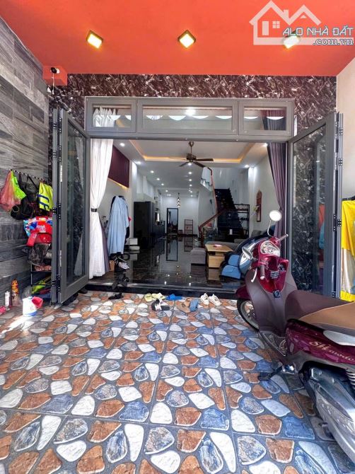 BÁN GẤP NHÀ 3 TẦNG ĐƯỜNG CHƠN TÂM 5 HOÀ MINH TT LIÊN CHIỂU DỌN VÀO Ở NGAY CHỈ NHỈNH 5 TỶ - 2